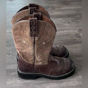 Womens ARIAT boots sz 8.5